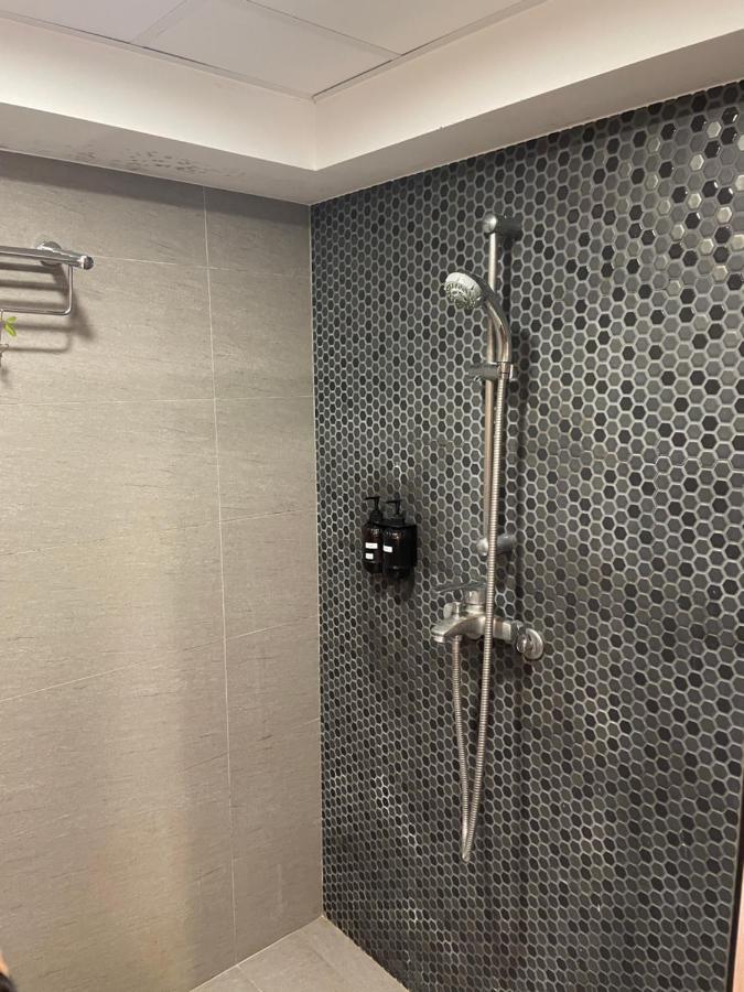 Single Inn-Kaohsiung Station Εξωτερικό φωτογραφία