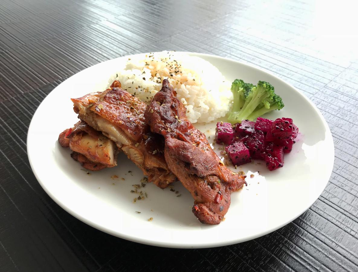 Single Inn-Kaohsiung Station Εξωτερικό φωτογραφία